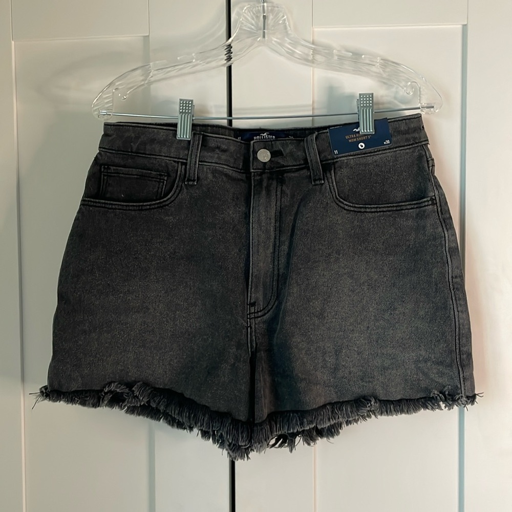 NWT Hollister Ultra High Rise Mom Short 3” Size 11‎ - Picture 3 of 10